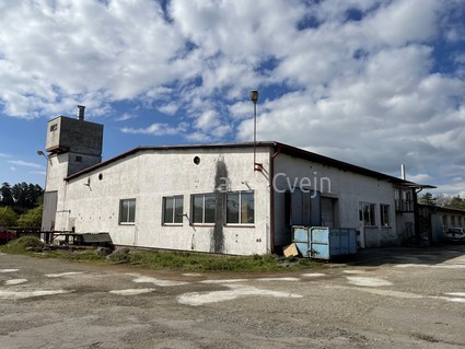 Nabízíme k pronájmu výrobní halu zaměřenou na kovovýrobu v obci Lačnov - Fotka 4